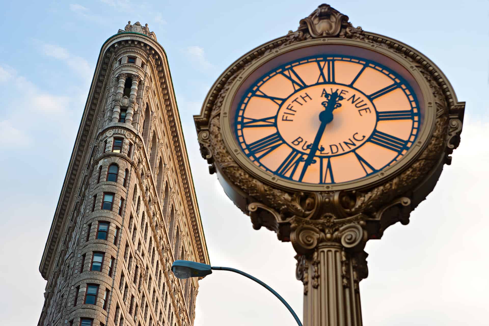 Time difference between New York and UK